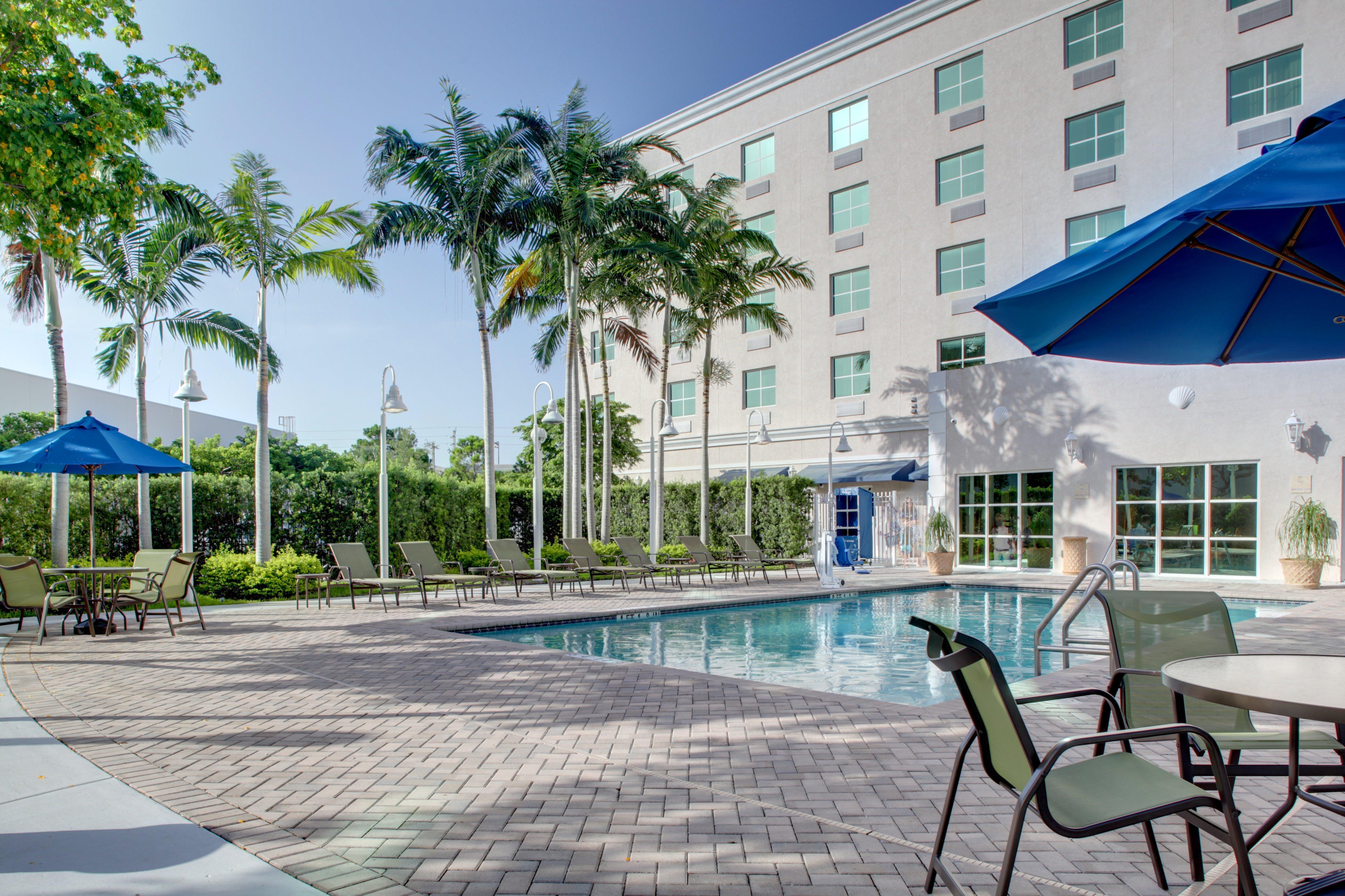Holiday Inn Express & Suites Miami Kendall By Ihg Country Walk Exteriör bild
