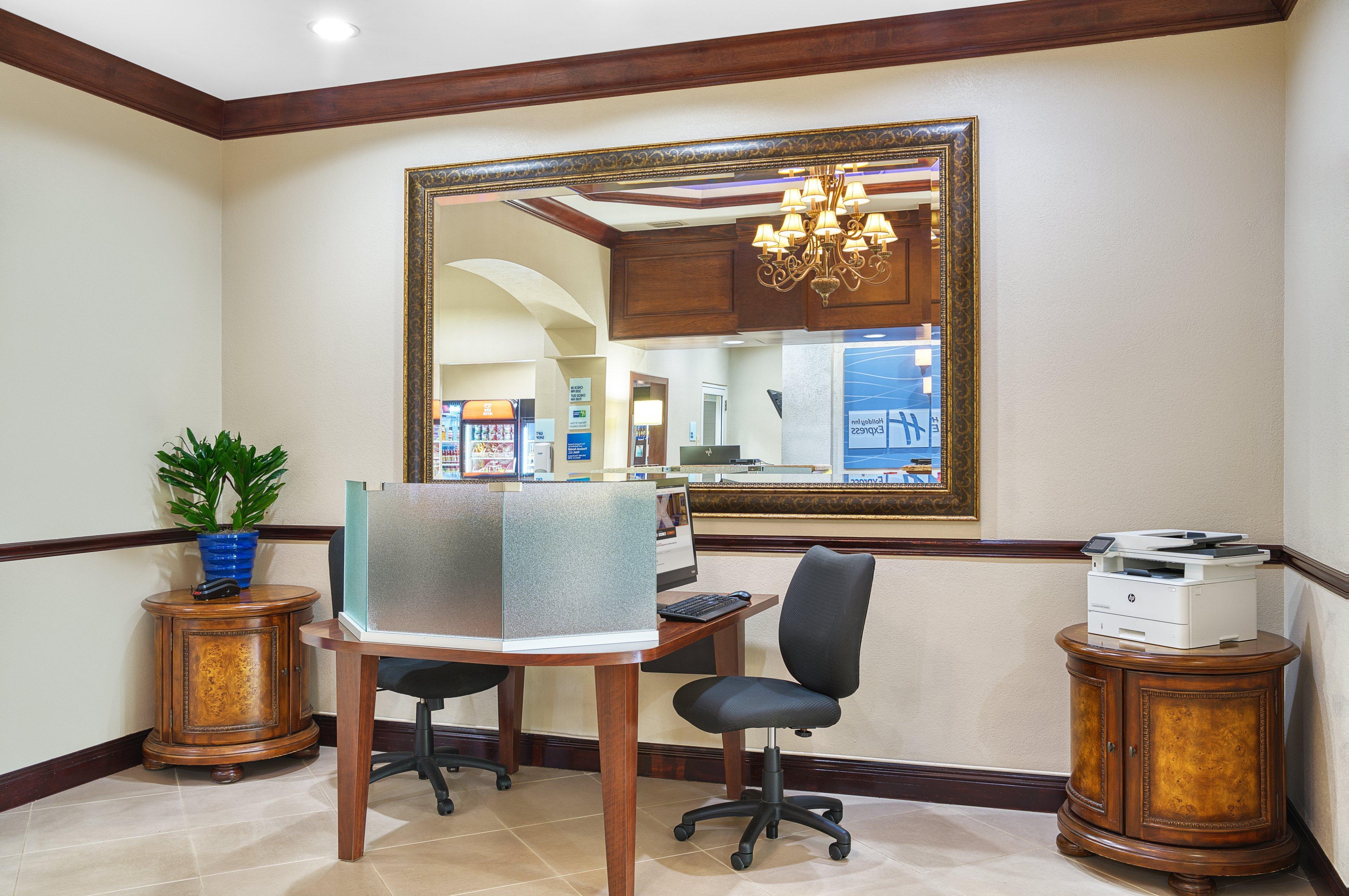 Holiday Inn Express & Suites Miami Kendall By Ihg Country Walk Exteriör bild