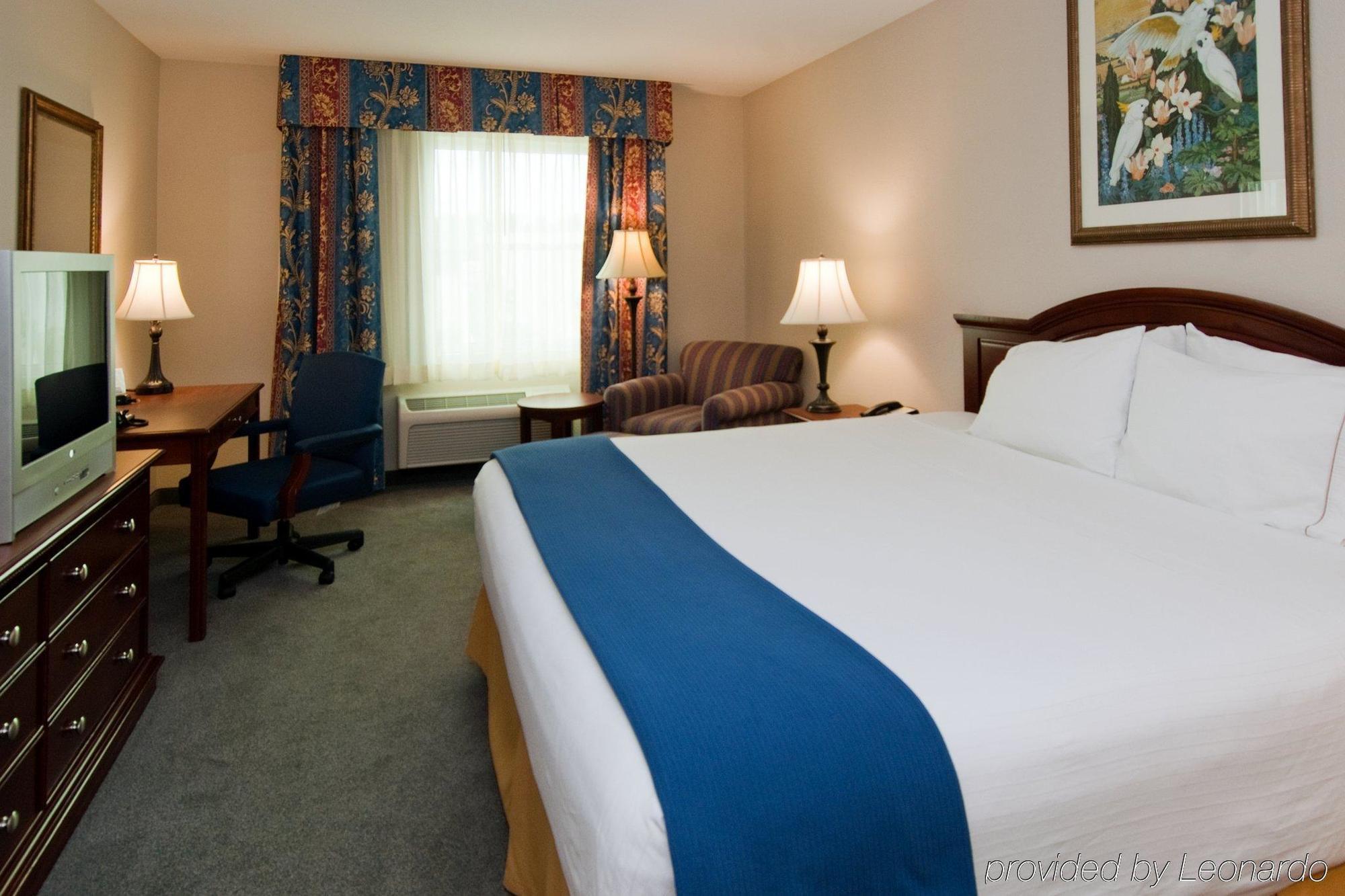 Holiday Inn Express & Suites Miami Kendall By Ihg Country Walk Rum bild