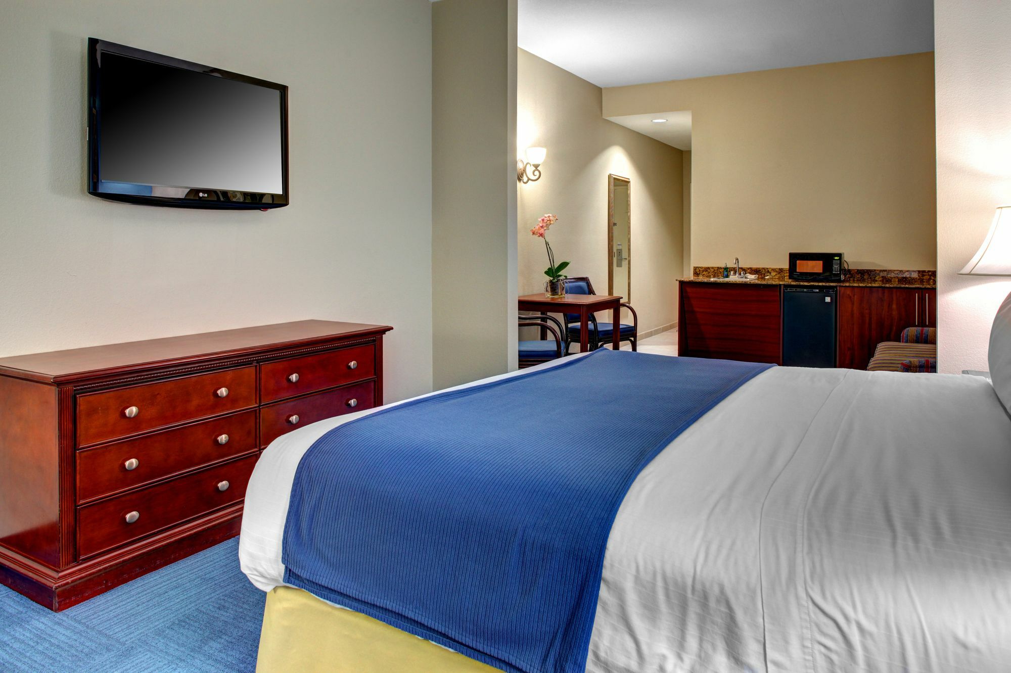 Holiday Inn Express & Suites Miami Kendall By Ihg Country Walk Exteriör bild